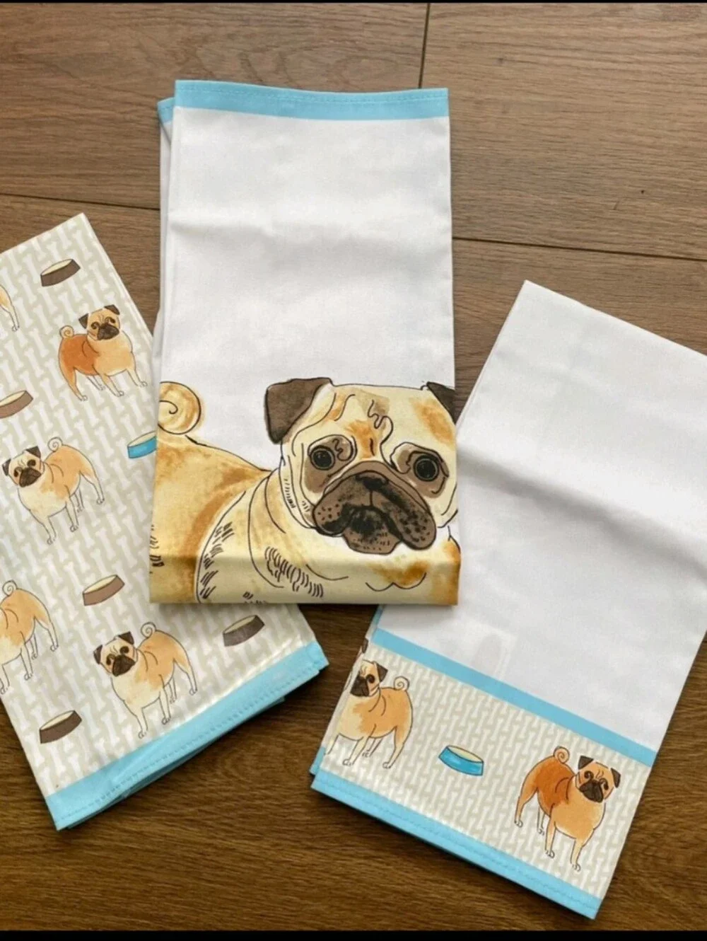 SWEET MILLY GREEN LONDON PUGS 3 PC KITCHEN TEA TOWELS NWT 100% COTTON DOG DOGS